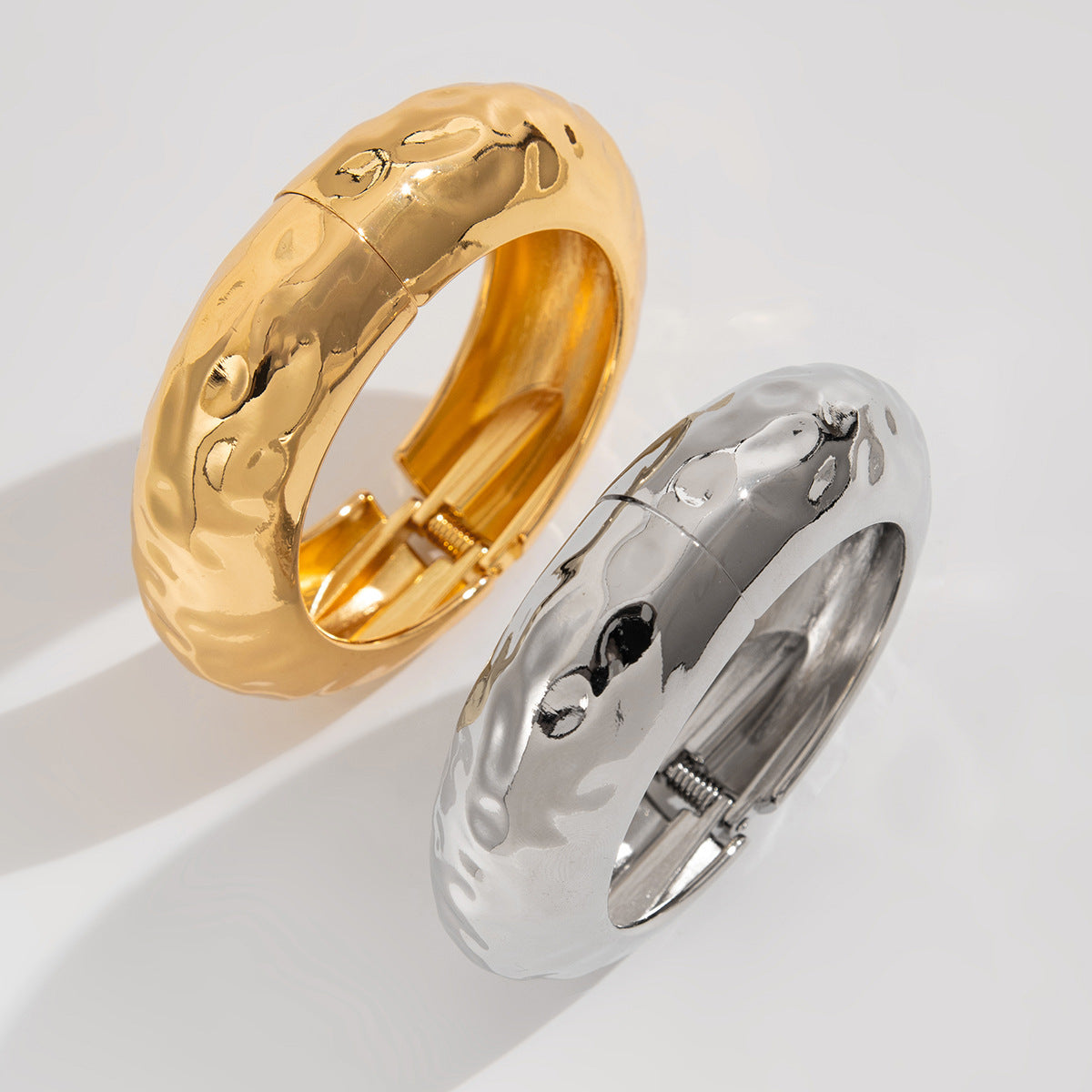 Eleganza Damen stilvolles rundes oder flaches  Armband