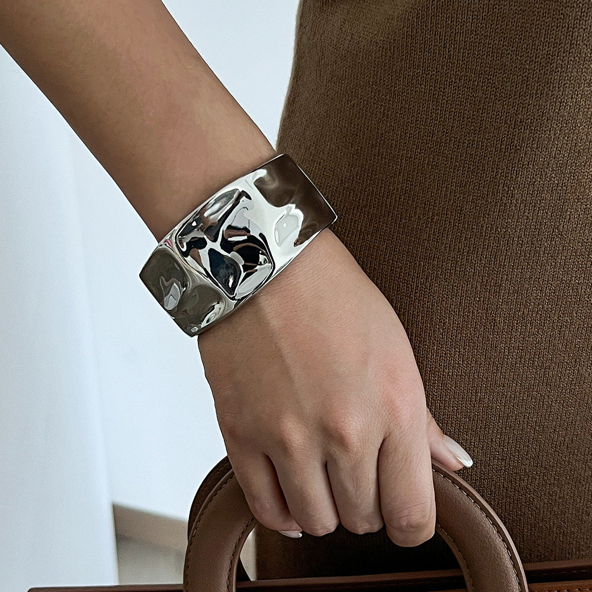 Eleganza Damen stilvolles rundes oder flaches  Armband